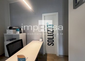 Foto 18 - Negozio piazzale Da Vinci
 
3, Venezia - foto 18