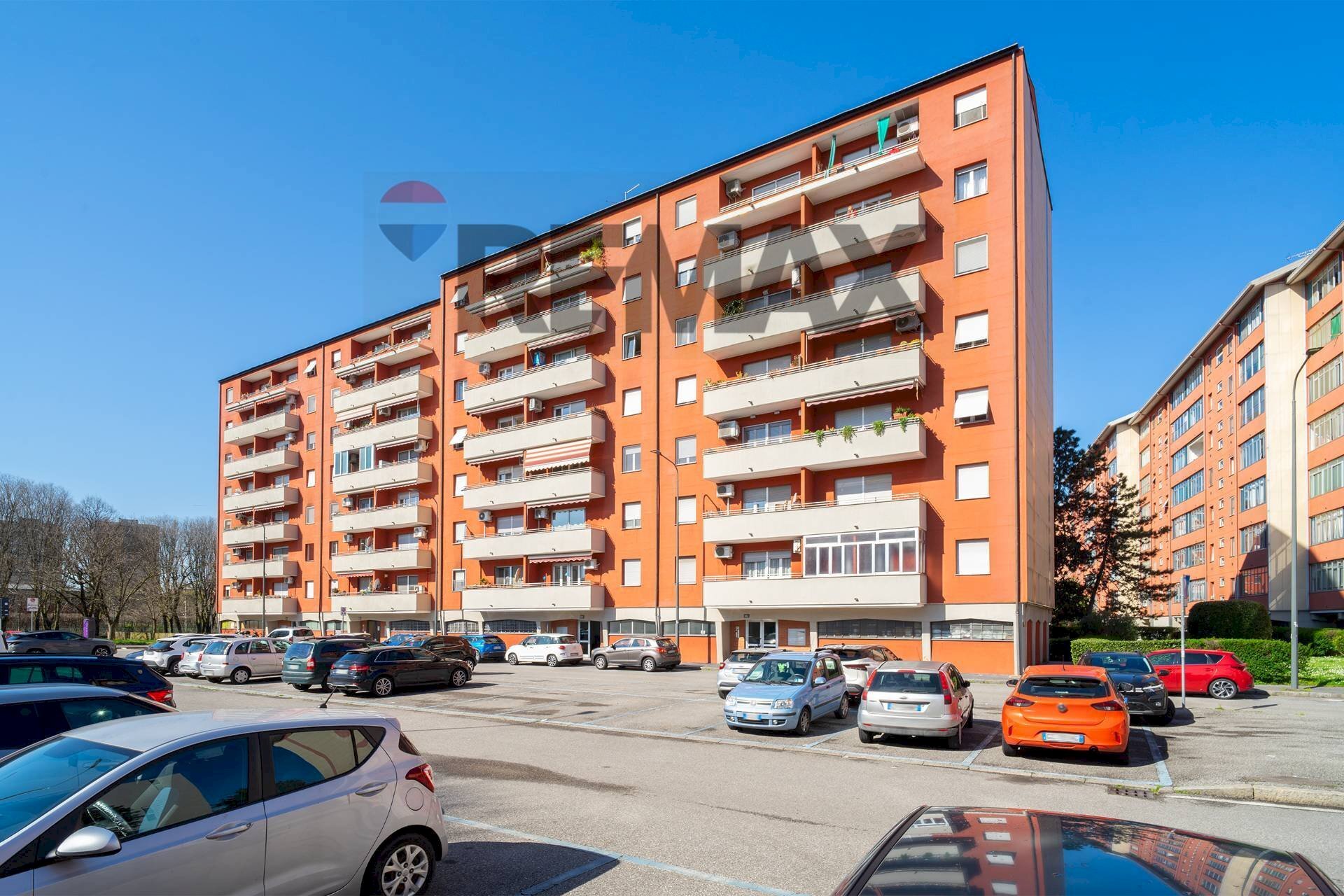 Edificio all\'aperto - Trilocale VIA APPENNINI
 
161, Milano - foto 1