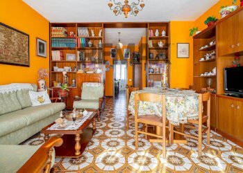 Sala da pranzo - Trilocale VIA APPENNINI
 
161, Milano - foto 6