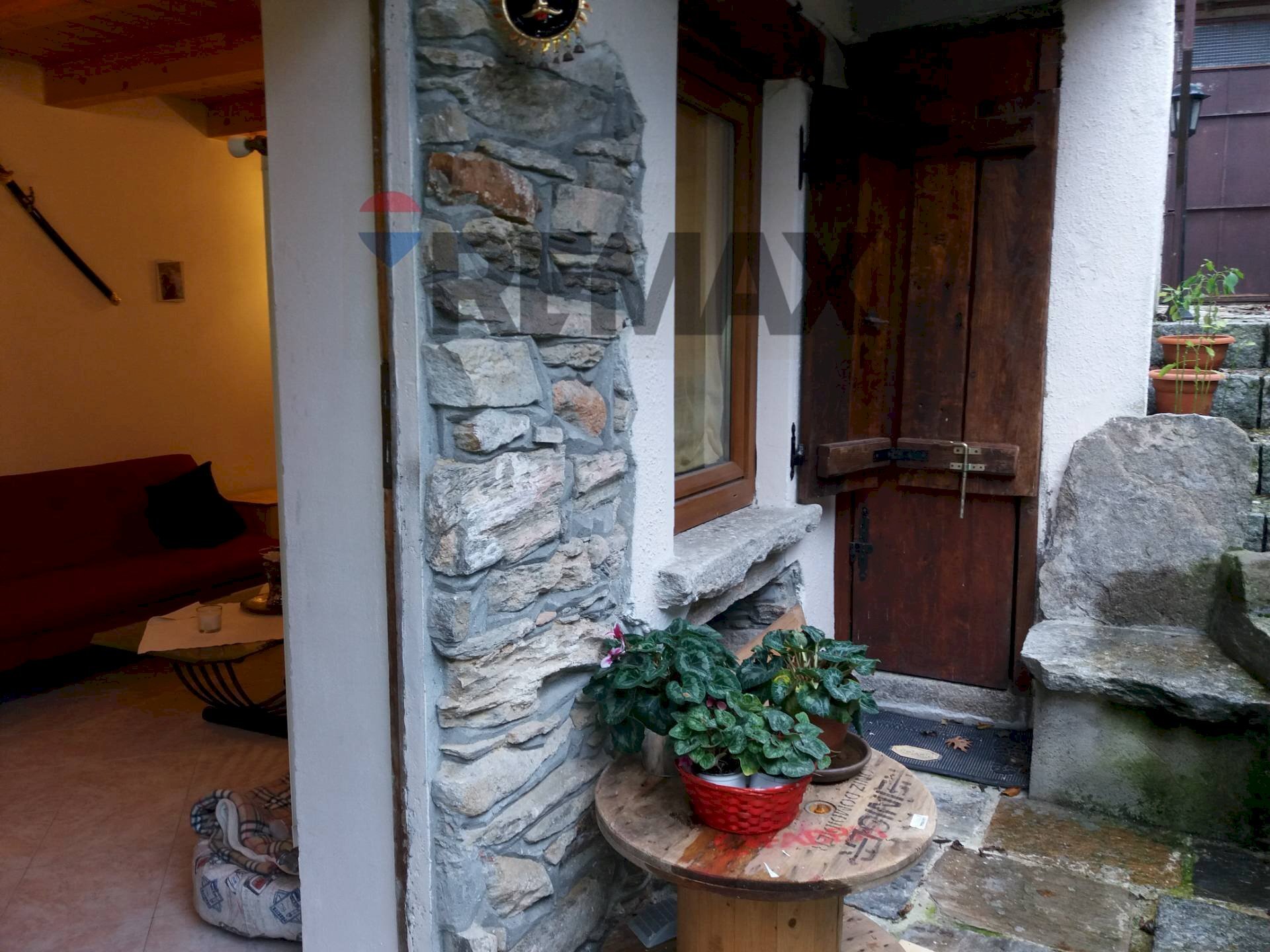 Balcone - Two-room apartment Via per Ganna
 
20, Cuasso al Monte - photo 3