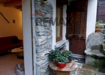 Balcone - Two-room apartment Via per Ganna
 
20, Cuasso al Monte - photo 3
