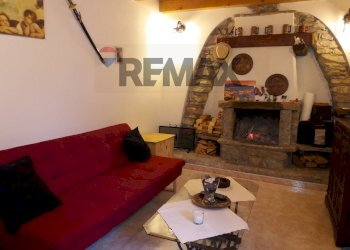 Soggiorno - Two-room apartment Via per Ganna
 
20, Cuasso al Monte - photo 4