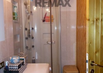 Bagno - Two-room apartment Via per Ganna
 
20, Cuasso al Monte - photo 12