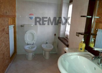 Bagno - Two-room apartment Via Per Ganna
 
20, Cuasso al Monte - photo 15