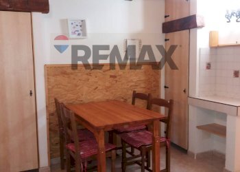 Sala da pranzo - Semi-detached Villa Via Per Ganna
 
20, Cuasso al Monte - photo 11