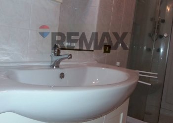 Bagno - Semi-detached house Via per Ganna
 
20, Cuasso al Monte - photo 15