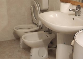 Bagno - Semi-detached house Via per Ganna
 
20, Cuasso al Monte - photo 20