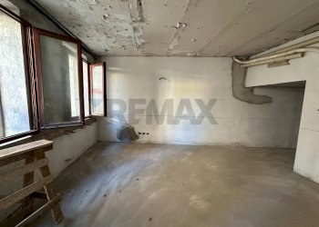 Stanza vuota - Appartamento VIA VICO
 
2, Viggiù - foto 13