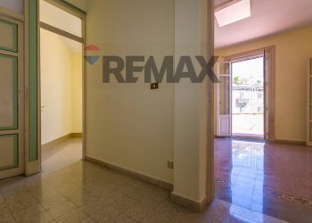 Stanza vuota - Attic Via Brunetto Latini
 
34, Palermo - photo 20