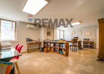 ufficio doppio - Ufficio Via Ludovico Ariosto
 
16c, Palermo - foto 2