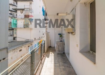 Balcone cucina con servizi - Appartamento Via Veneto
 
64, Acireale - foto 7