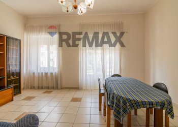 Sala da pranzo - Appartamento Via Veneto
 
64, Acireale - foto 11