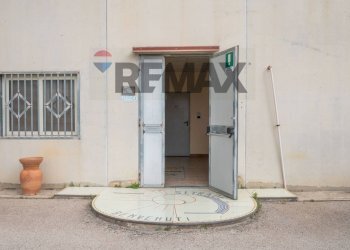 Casa all\'aperto - Capannone Via Zona Industriale/C.da Poggiarelli
 
snc, Caltagirone - foto 30