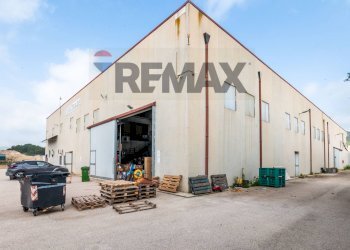 Edificio all\'aperto - Capannone Via Zona Industriale/C.da Poggiarelli
 
snc, Caltagirone - foto 33