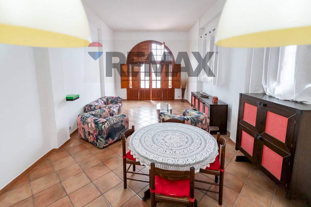 Sala da pranzo - Trilocale via Gaetano Sanfilippo
 
51, Sant'Agata Li Battiati - foto 2