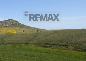 Vista delle montagne - Terreno agricolo Contrada Turcisi / Franchetto
 
snc, Ramacca - foto 1