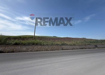 Vista delle montagne - Terreno agricolo Contrada Turcisi / Franchetto
 
snc, Ramacca - foto 3