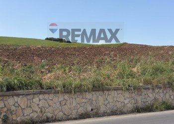 Vista delle montagne - Terreno agricolo Contrada Turcisi / Franchetto
 
snc, Ramacca - foto 5