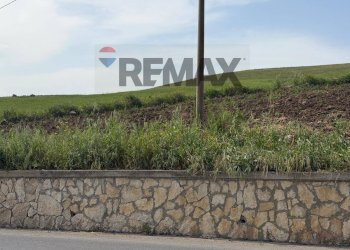 Vista delle montagne - Terreno agricolo Contrada Turcisi / Franchetto
 
snc, Ramacca - foto 6