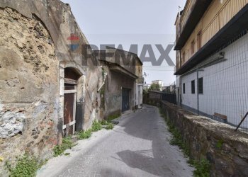Edificio all\'aperto - Independent house Via Cozzale
 
76, Acireale - photo 24
