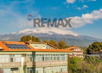 Vista delle montagne - Attic Via A. Cannavò
 
17, Aci Sant'Antonio - photo 1