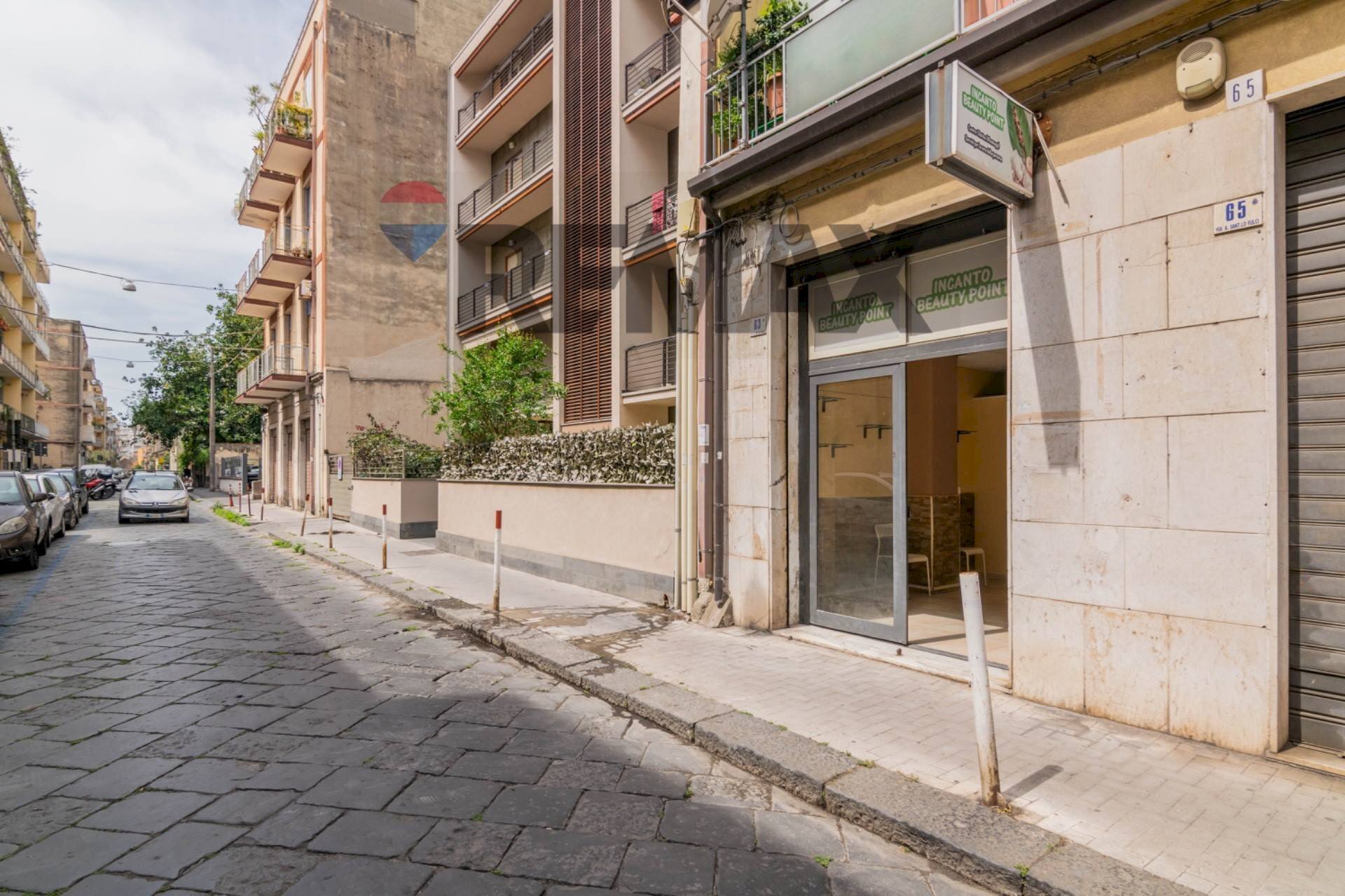 Edificio all\'aperto - Shop VIA ANTONIO SANTANGELO FULCI
63, Catania - photo 2
