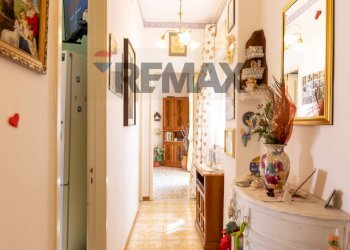 Hall / corridoio - Apartment Via Del Bosco
 
308, Catania - photo 24
