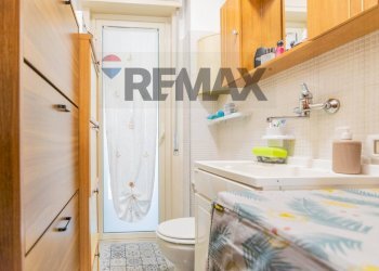 Bagno - Trilocale via carlo gemmellaro
 
12, Aci Castello - foto 7