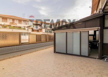 Terrazza - Trilocale via carlo gemmellaro
 
12, Aci Castello - foto 26