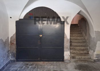 Scale - Magazzino Via Filippo Corridoni
 
3, Paterno - foto 2