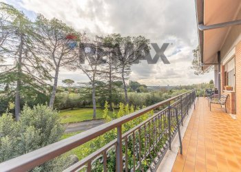 Balcone - Casa semi indipendente Via della Marcigliana
 
747, Roma - foto 8