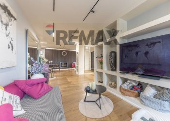 Soggiorno - Casa semi indipendente Via della Marcigliana
 
747, Roma - foto 6