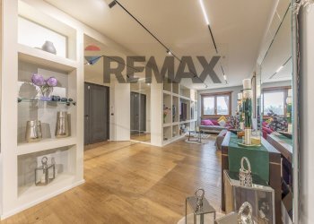 Hall / corridoio - Casa semi indipendente Via della Marcigliana
 
747, Roma - foto 7