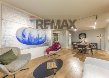 Sala da pranzo - Casa semi indipendente Via della Marcigliana
 
747, Roma - foto 9