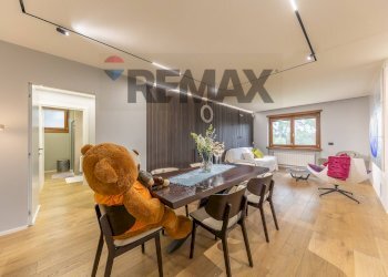 Sala da pranzo - Casa semi indipendente Via della Marcigliana
 
747, Roma - foto 10