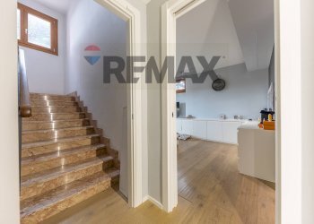 Scale - Casa semi indipendente Via della Marcigliana
 
747, Roma - foto 12