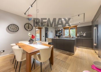 Sala da pranzo - Casa semi indipendente Via della Marcigliana
 
747, Roma - foto 27