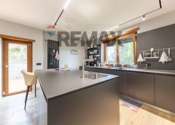 Cucina - Casa semi indipendente Via della Marcigliana
 
747, Roma - foto 32