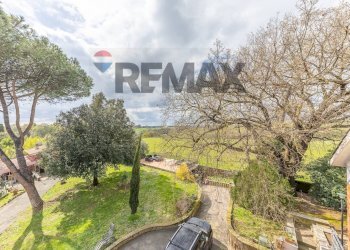 Giardino - Casa semi indipendente Via della Marcigliana
 
747, Roma - foto 39