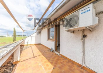 Terrazza - Casa semi indipendente Via della Marcigliana
 
747, Roma - foto 45