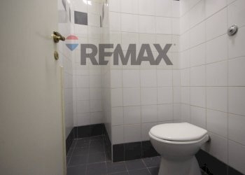 Bagno - Office Via Della Caffarelletta
80, Roma - photo 7