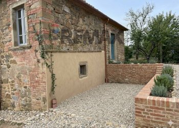 Casa all\'aperto - Casa indipendente via morandi
 
20, Civitella in Val di Chiana - foto 3