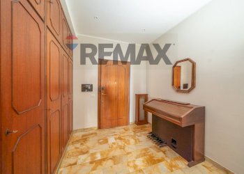 Hall / corridoio - Trilocale Via Franco Sacchetti
 
13, Roma - foto 5