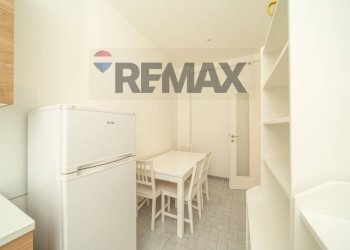 Sala da pranzo - Trilocale Via Franco Sacchetti
 
13, Roma - foto 16