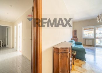 Hall / corridoio - Trilocale Via Franco Sacchetti
 
13, Roma - foto 21