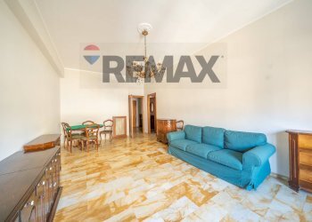 Sala da pranzo - Trilocale Via Franco Sacchetti
 
13, Roma - foto 28