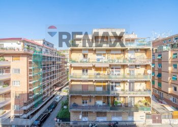 Edificio all\'aperto - Trilocale Via Franco Sacchetti
 
13, Roma - foto 34