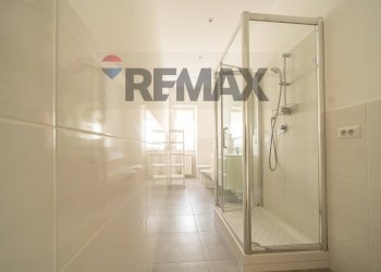 Bagno - Trilocale Via Franco Sacchetti
 
13, Roma - foto 40