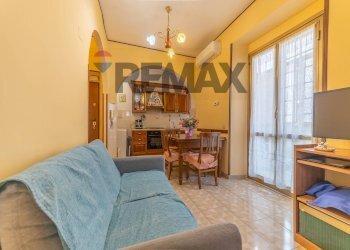 Sala da pranzo - Bilocale Via Comunanza
 
32, Roma - foto 2