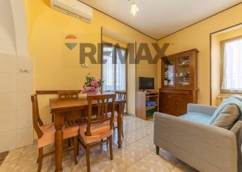 Sala da pranzo - Bilocale Via Comunanza
 
32, Roma - foto 6